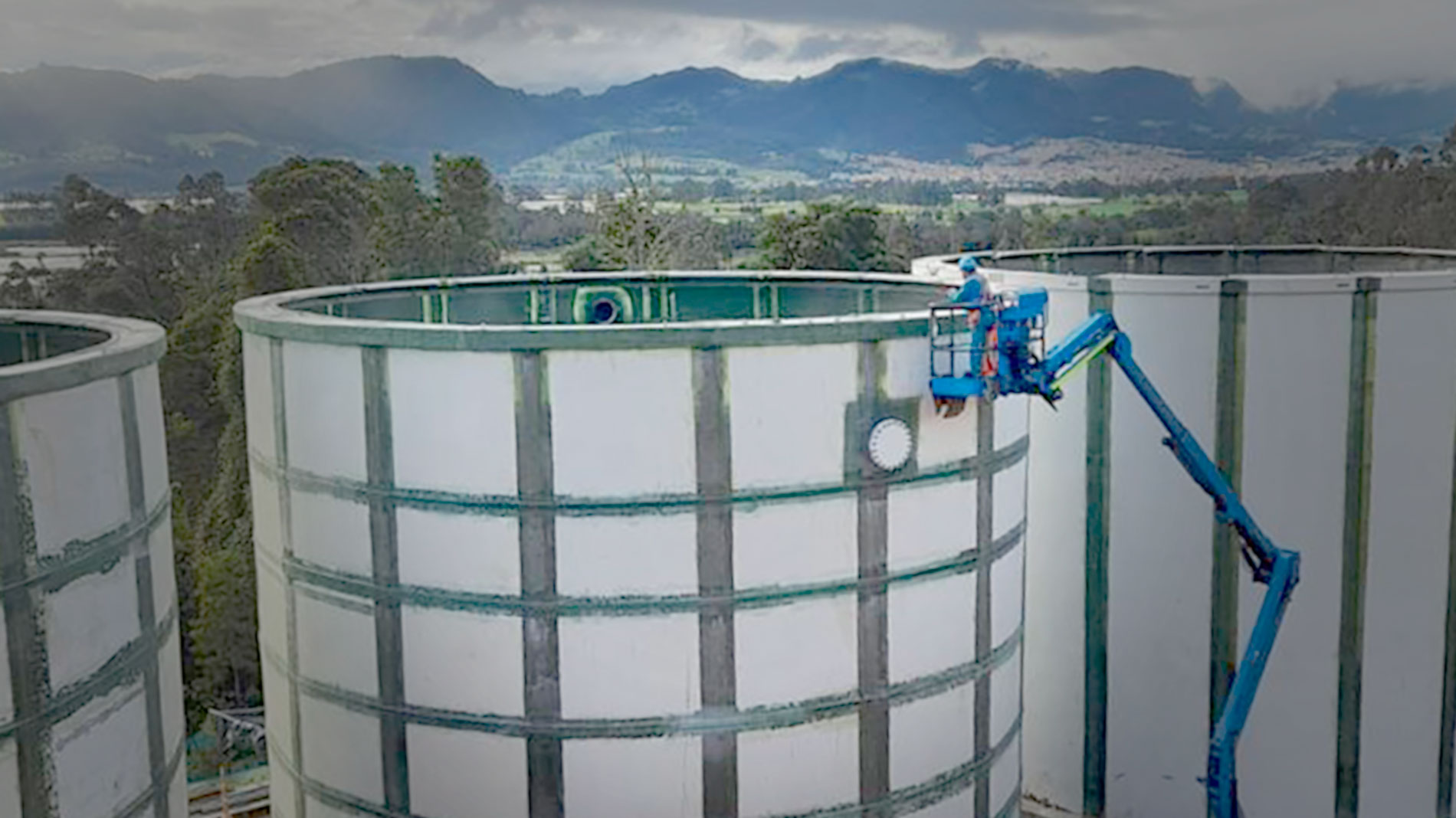 Los tanques de fibra de vidrio más grandes de Latinoamérica