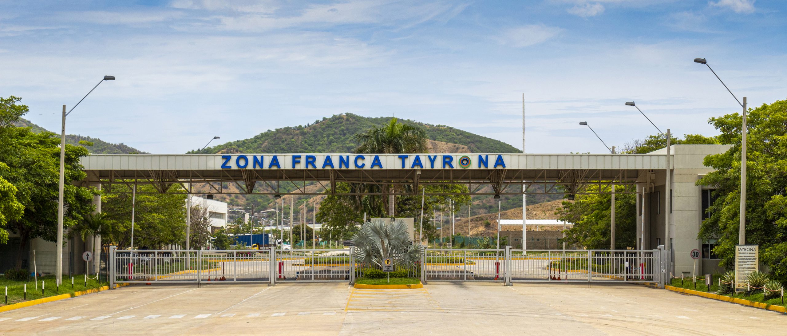 Tanques Cilíndricos Verticales para Zona Franca Tayrona